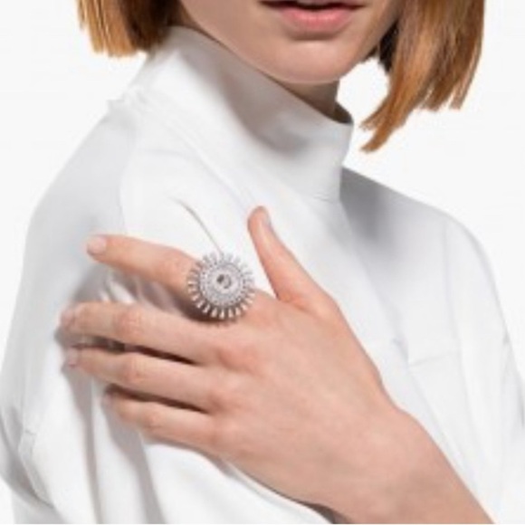 Swarovski Sparkling Dance Dial Up ladies ring rhodium plated 52 brand new ! - Picture 2 of 12
